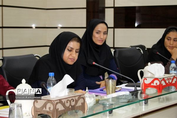 جلسه تخصصی سرگروه‌های درس تربیت‌بدنی و ناظران قطبی شهرستان‌ها و مناطق استان بوشهر