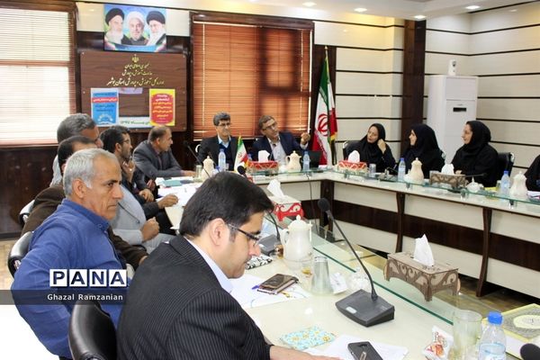 جلسه تخصصی سرگروه‌های درس تربیت‌بدنی و ناظران قطبی شهرستان‌ها و مناطق استان بوشهر