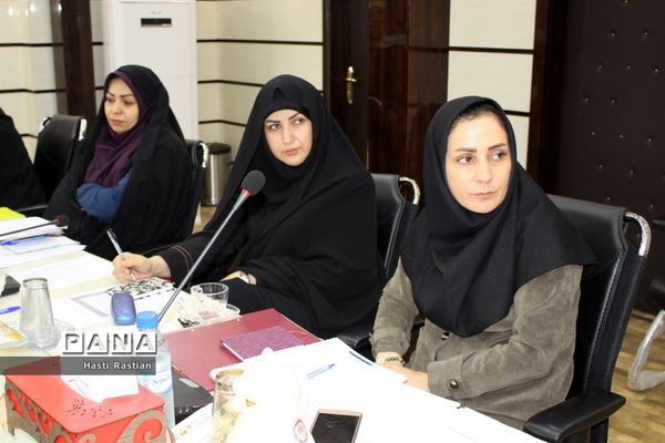 جلسه تخصصی سرگروه‌های درس تربیت‌بدنی و ناظران قطبی شهرستان‌ها و مناطق استان بوشهر