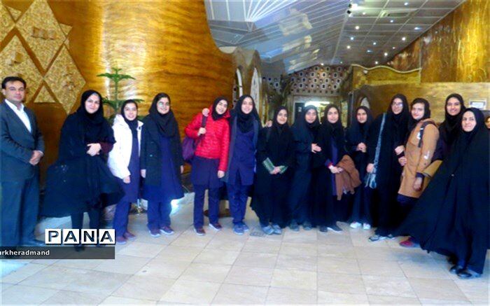 اردوی تفریحی درون شهری دبیرستان فرزانگان دوره دوم یزد
