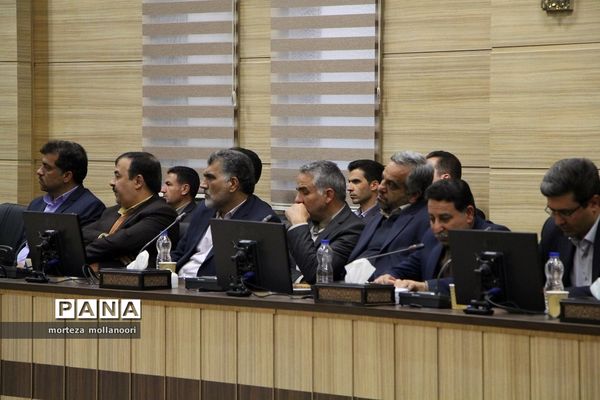 دویست و شصت و چهارمین جلسه شورای آموزش و پرورش با حضور معاون وزیر آموزش و پرورش و استاندار یزد