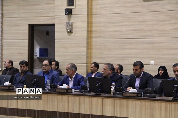 دویست و شصت و چهارمین جلسه شورای آموزش و پرورش با حضور معاون وزیر آموزش و پرورش و استاندار یزد