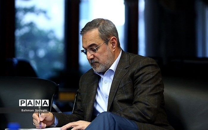 قدردانی وزیر آموزش و پرورش از سازمان مدارس و مراکز غیردولتی