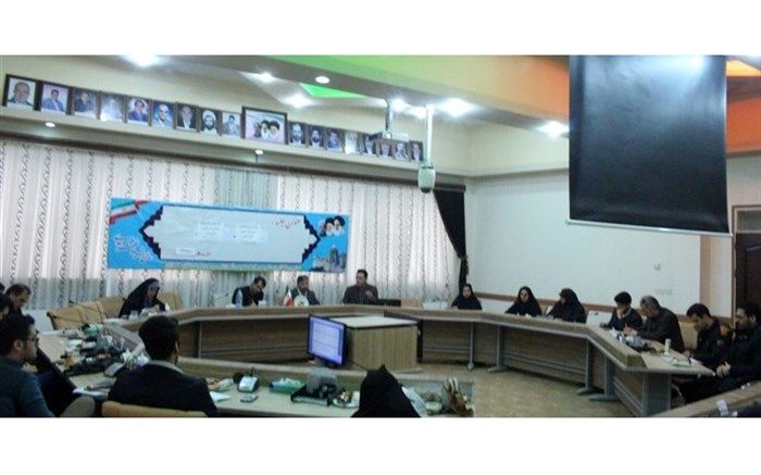 برگزاری جشنواره بومی محلی با حضور پیشتازان در سازمان دانش آموزی