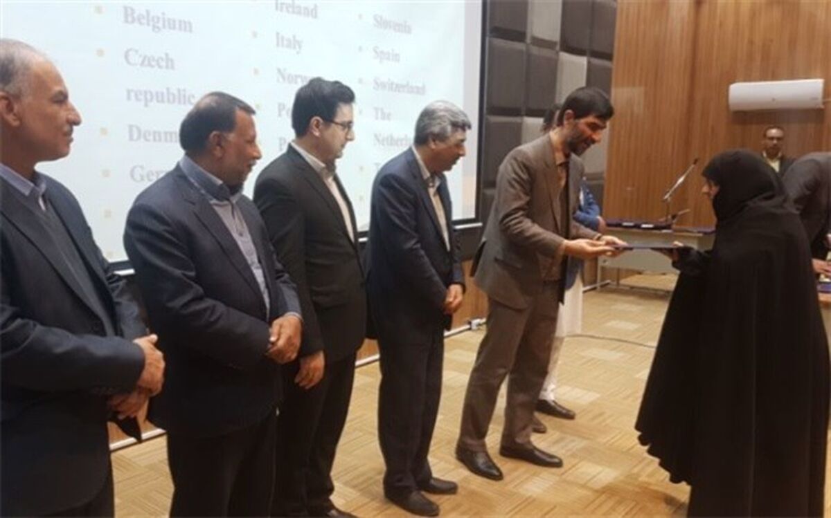 تعالی مدیریت مدرسه با الهام از الگوی تعالی‌سازمانی به منظور اجرا در سراسر کشور طراحی شده است