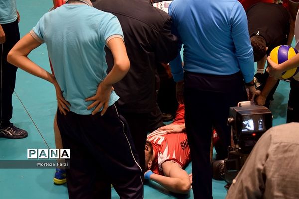 سرخ پوشان تبریزی با برد شهروند اراک یک قدم به پلی آف نزدیک تر شدند