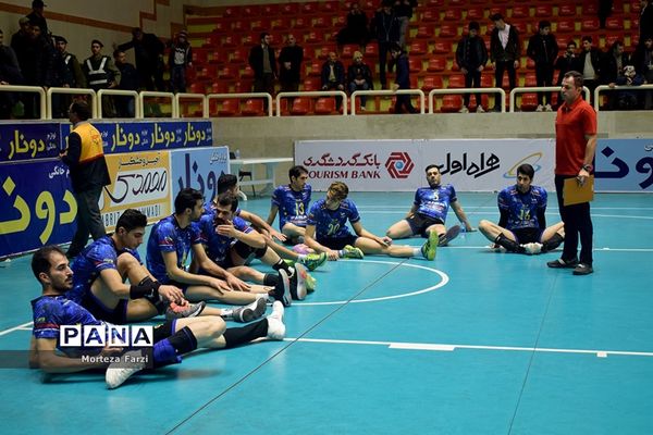 سرخ پوشان تبریزی با برد شهروند اراک یک قدم به پلی آف نزدیک تر شدند