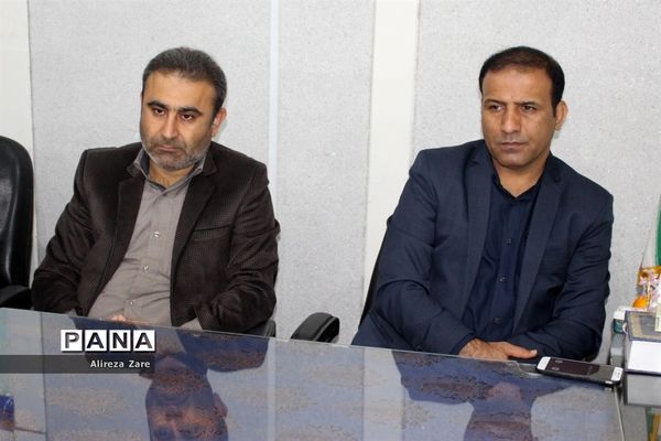 جلسه هم‌اندیشی حوزه معاونت پشتیبانی و سازمان دانش‌آموزی استان بوشهر