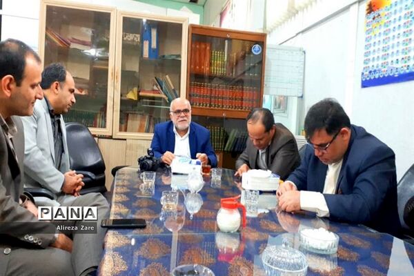 جلسه هم‌اندیشی حوزه معاونت پشتیبانی و سازمان دانش‌آموزی استان بوشهر