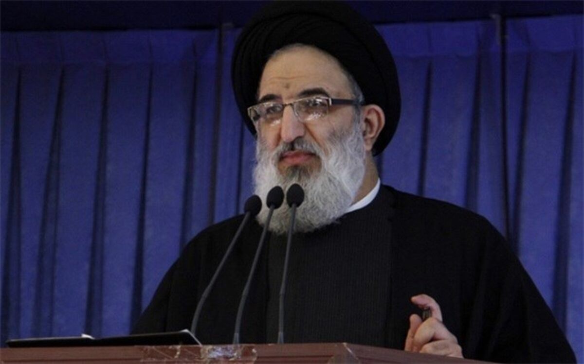 حضرت فاطمه زهرا (س) الگوی همه مسلمانان جهان است