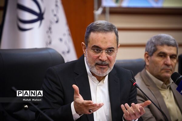 گردهمایی مشترک مسئولان، کارشناسان، رابطان استانی و معاونت آموزش ابتدایی پروژه «بازی و یادگیری»