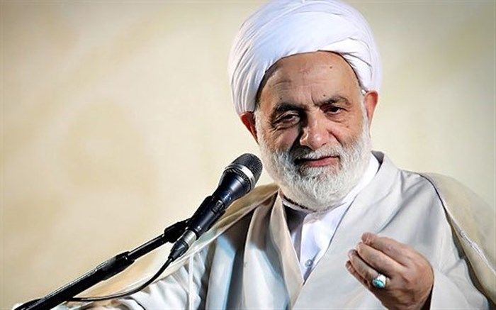 حضور قرائتی در جمع فرهنگیان و دانش آموزان بسیجی منطقه 19 تهران