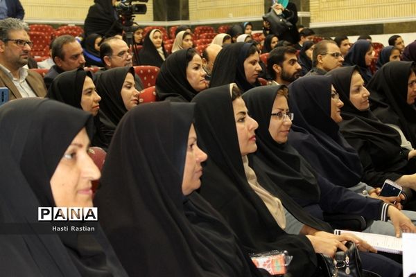 همایش تقدیر از برگزیدگان و فعالان چهارمین جشنواره نوجوان خوارزمی استان بوشهر -1