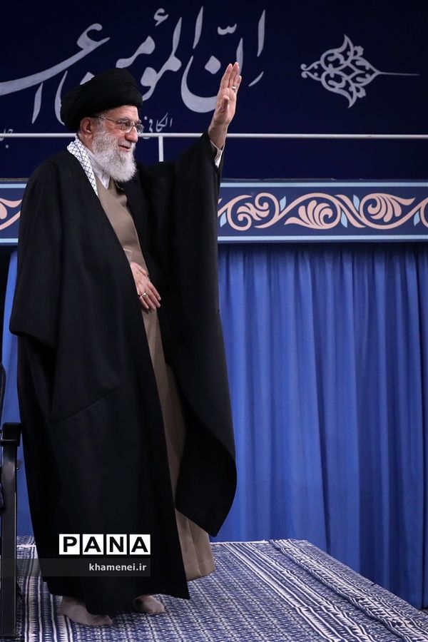 دیدار مردم قم با رهبر انقلاب اسلامی