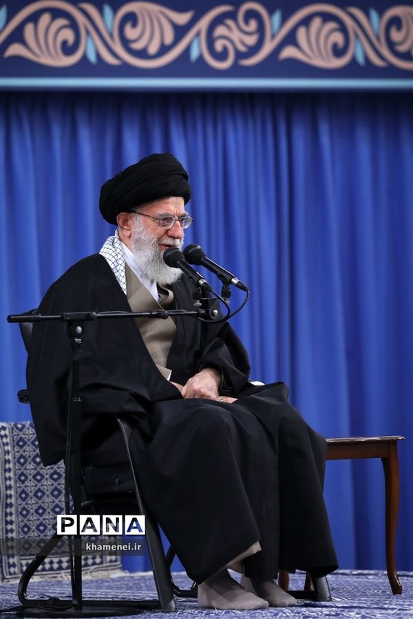 دیدار مردم قم با رهبر انقلاب اسلامی