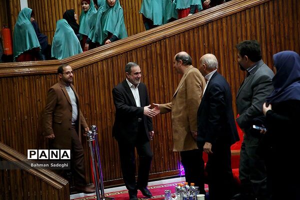 اکران فیلم ضربه فنی با حضور وزیر آموزش و پرورش و مدیران ستادی