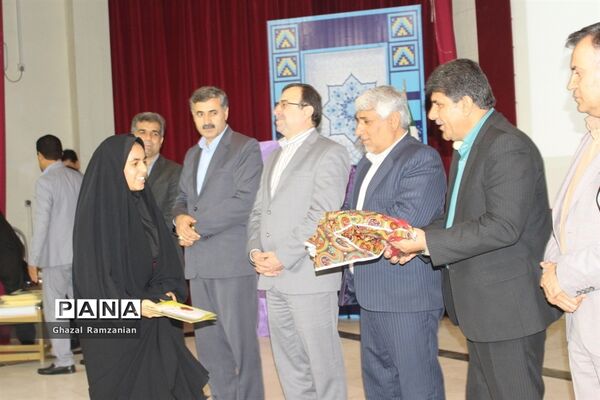 همایش تقدیر از برگزیدگان و فعالان چهارمین جشنواره نوجوان خوارزمی استان بوشهر-2