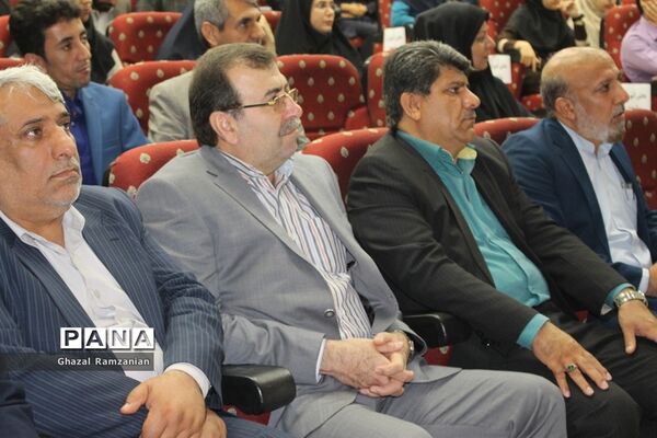 همایش تقدیر از برگزیدگان و فعالان چهارمین جشنواره نوجوان خوارزمی استان بوشهر-2