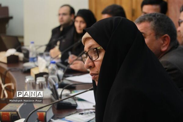 هشتمین جلسه شورای آموزش و پرورش استان با حضور استاندار آذربایجان شرقی