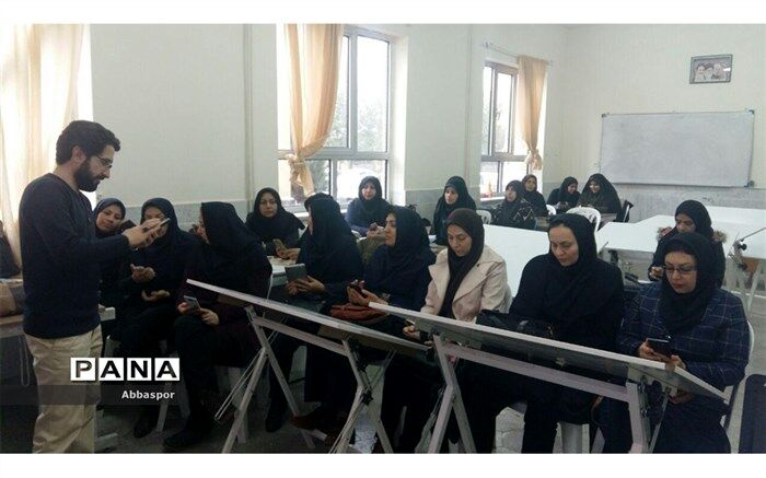برگزاری کلاس های ضمن خدمت تشکیلات  دانش اموزی بجنورد