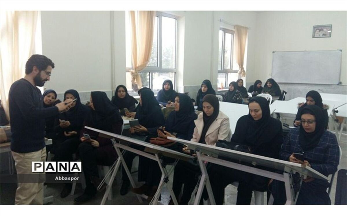 برگزاری کلاس های ضمن خدمت تشکیلات  دانش اموزی بجنورد