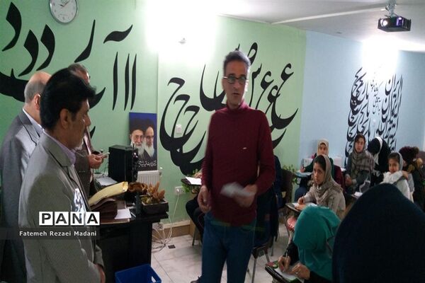 آزمون انجمن خوشنویسان شهرستان ملارد