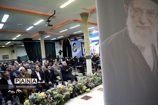 آیین تکریم و معارفه رئیس سازمان پژوهش و برنامه‌ریزی وزارت آموزش و پرورش