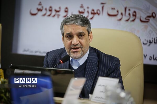 نشست خبری رئیس سازمان مدارس و مراکز غیردولتی