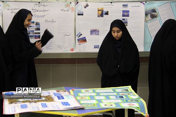 افتتاح نمایشگاه آثار منتخب  دانش‌آموزان آذربایجان‌غربی با محوریت احیای دریاچه ارومیه