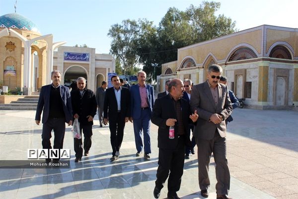 تجدید میثاق شورای معاونان و روسای آموزش و پرورش استان بوشهر با شهدا