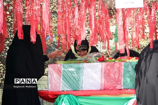 تشییع پیکر مطهر شهید گمنام در مدارس شهرری