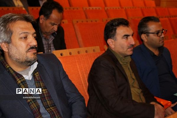 همایش تجلیل از شوراهای برتر آموزش و پرورش کهگیلویه و بویراحمد