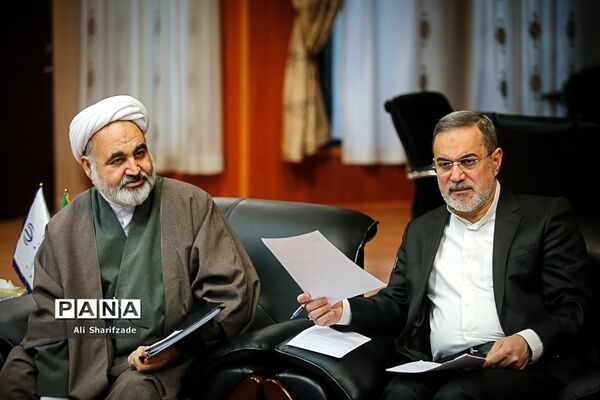 دیدار وزیر آموزش و پرورش با جمعی از نمایندگان مجلس