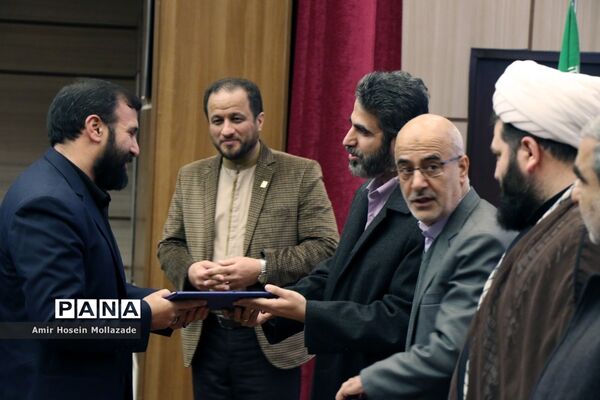 آئین تکریم و معارفه مسئول اتحادیه انجمن‌های اسلامی دانش‌آموزی آذربایجان غربی