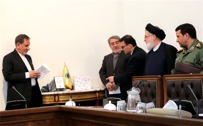 جهانگیری: فرهنگ ایثار و شهادت، کشور را از بحران‌ها و تنگنا‌ها نجات داده است