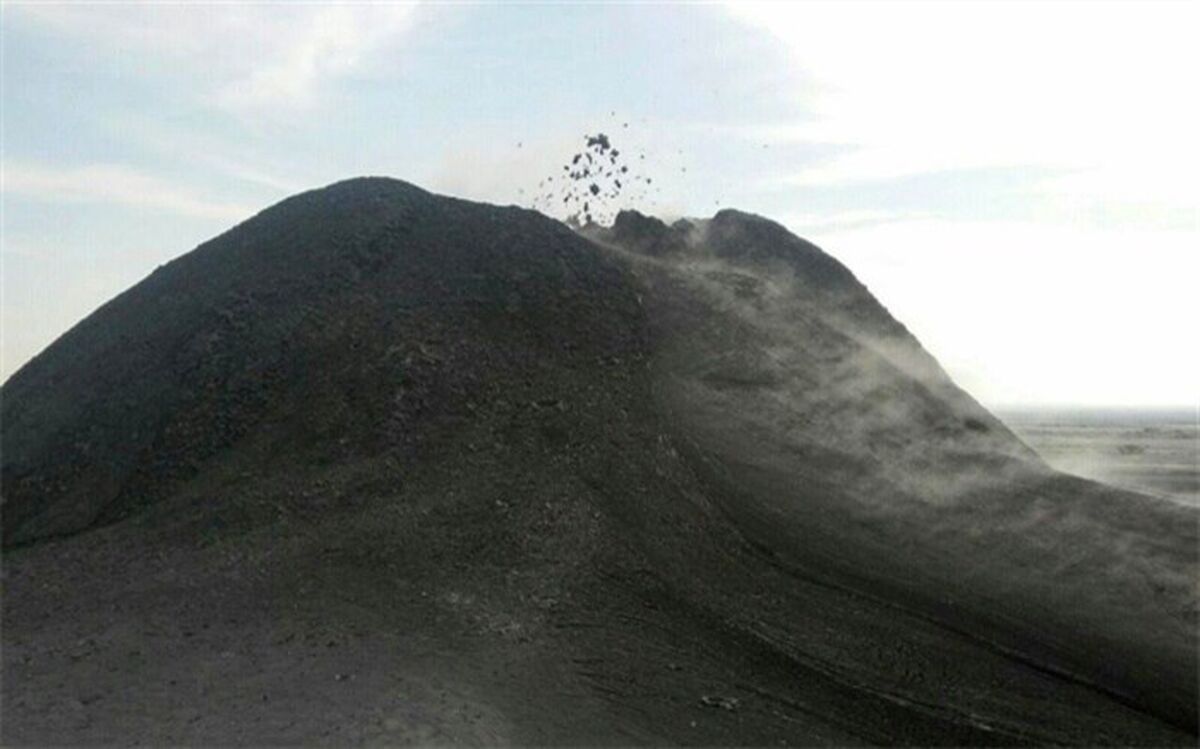 فوران مجدد گل‌افشان روستای تنگ در جنوب سیستان و‌بلوچستان