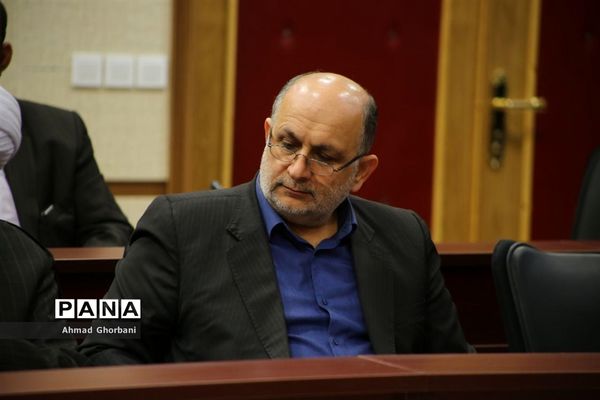 جلسه کمیته‌های ستاد بزرگداشت چهلمین سال پیروزی انقلاب در فرمانداری ساری