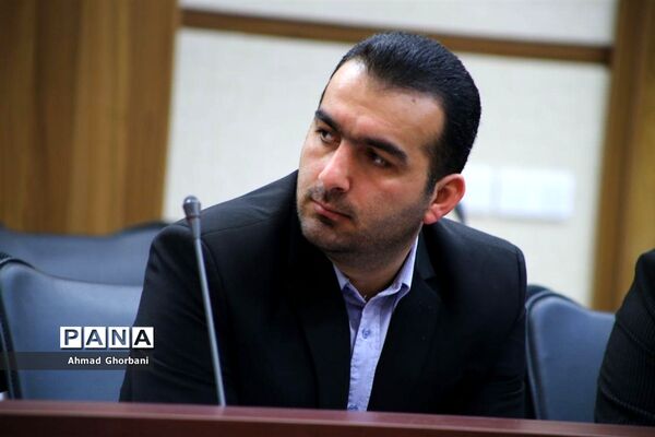 جلسه کمیته‌های ستاد بزرگداشت چهلمین سال پیروزی انقلاب در فرمانداری ساری
