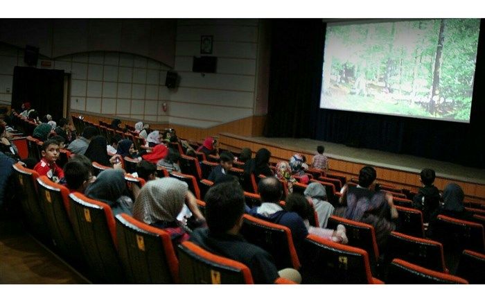 قدردانی مدیر کل امور اجتماعی استانداری مازندران از راه اندازی «سینما کانون» در ساری