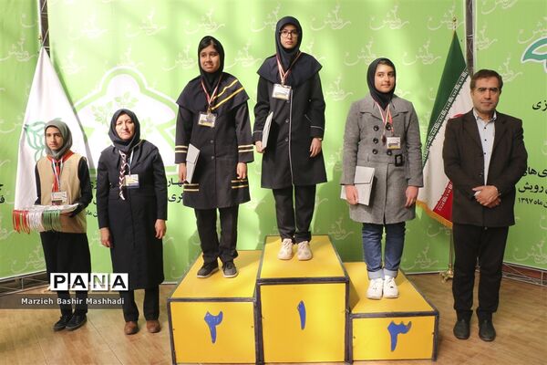 پایان نخستین روز از برگزاری چهارمین دوره المپیاد استانی رویش و تقدیر از برگزیدگان