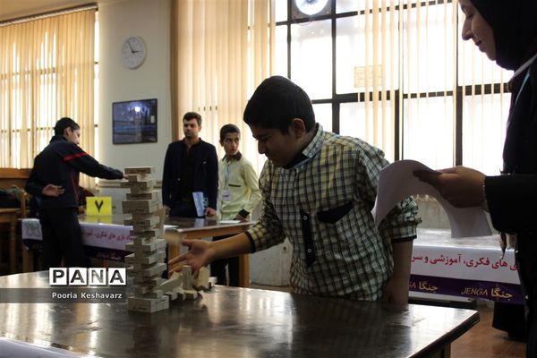 دومین روز مسابقات بازی های فکری در شیراز