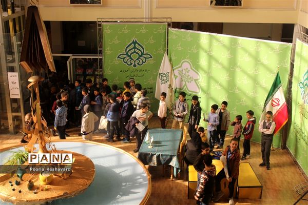 مسابقات بازی های فکری دانش‌آموزان پسر در فارس