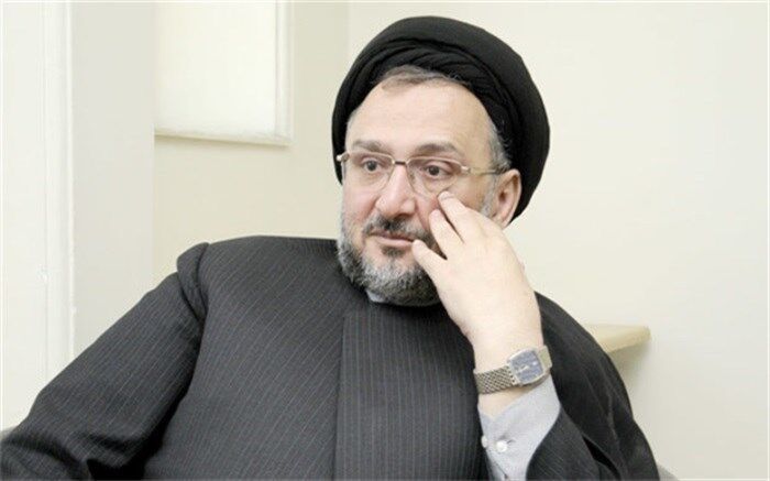 پاسخ محمدعلی ابطحی به علیرضا زاکانی و کنایه‌ توئیتری‌اش به سعید مرتضوی