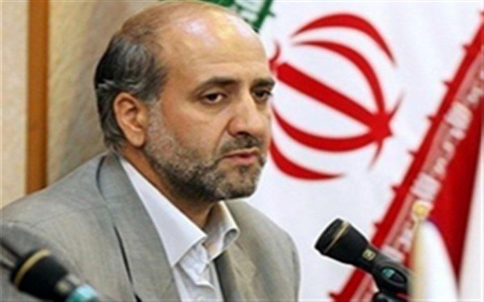 استفاده از تولیدات دانشجویان و خبرنگاران در حوزه انقلاب