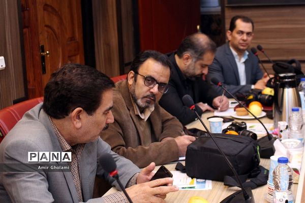 اولین نشست هیات اندیشه‌ورز معاونان توسعه مدیریت و پشتیبانی شهرستان‌های استان تهران