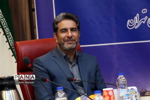 اولین نشست هیات اندیشه‌ورز معاونان توسعه مدیریت و پشتیبانی شهرستان‌های استان تهران