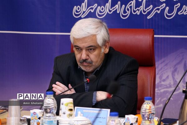 اولین نشست هیات اندیشه‌ورز معاونان توسعه مدیریت و پشتیبانی شهرستان‌های استان تهران