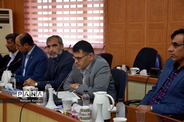 نشست مشترک روسا و معاونان آموزش و پرورش و سازمان دانش‌آموزی استان بوشهر
