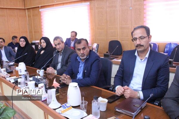 نشست مشترک روسا و معاونان آموزش و پرورش و سازمان دانش‌آموزی استان بوشهر
