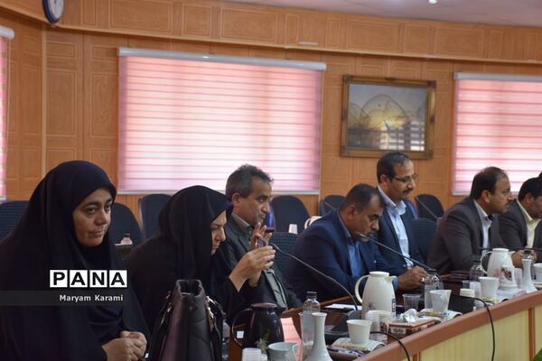 نشست مشترک روسا و معاونان آموزش و پرورش و سازمان دانش‌آموزی استان بوشهر
